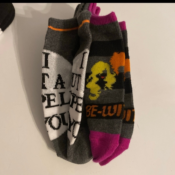 Disney Hocus Pocus Socks 5 Pr Halloween Sanderson Sisters Witches - Picture 4 of 5